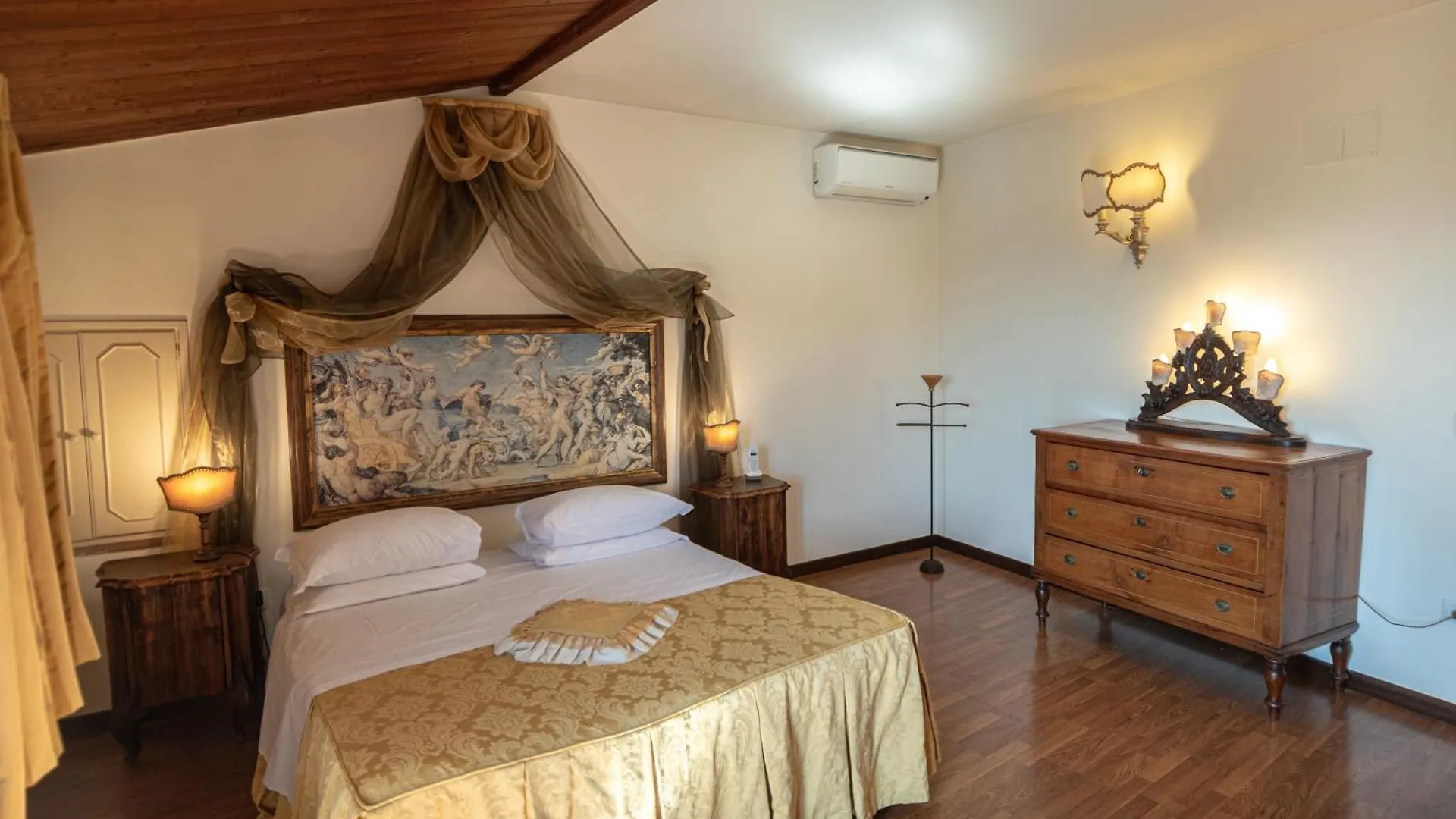 ****  Aparthotel Residenza D'epoca San Crispino Assisi Italia
