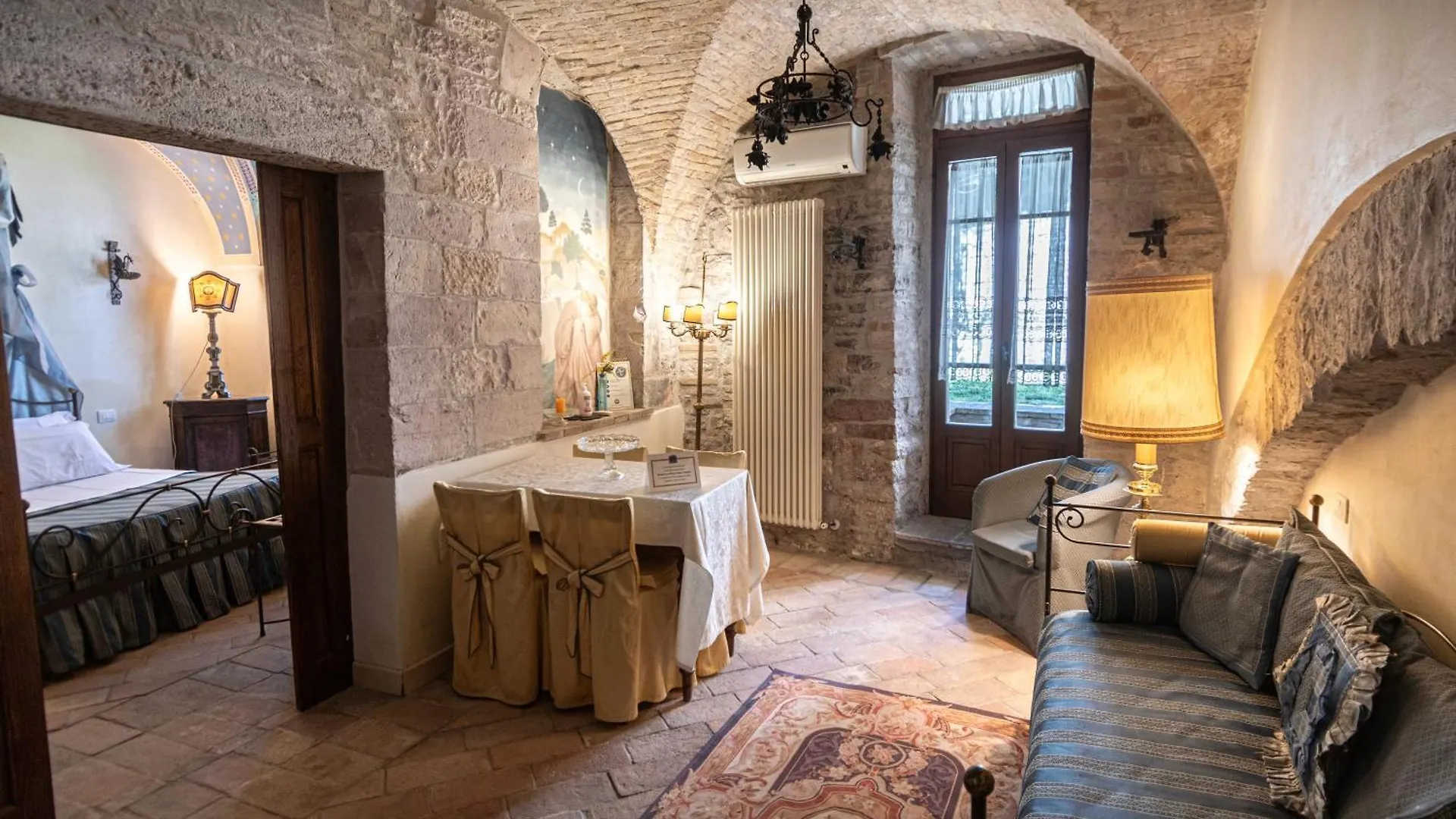 Residenza D'Epoca San Crispino Aparthotel Assisi 4*,