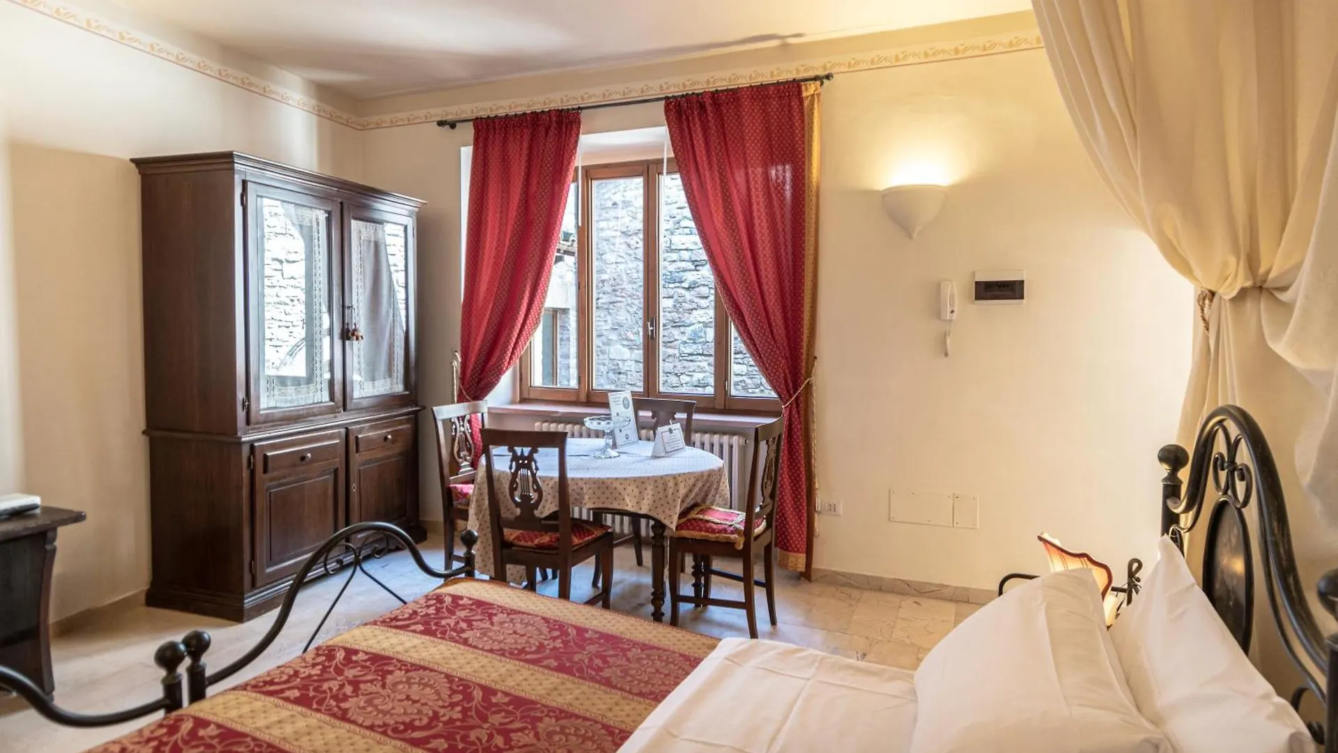 Residenza D'Epoca San Crispino Aparthotel Assisi