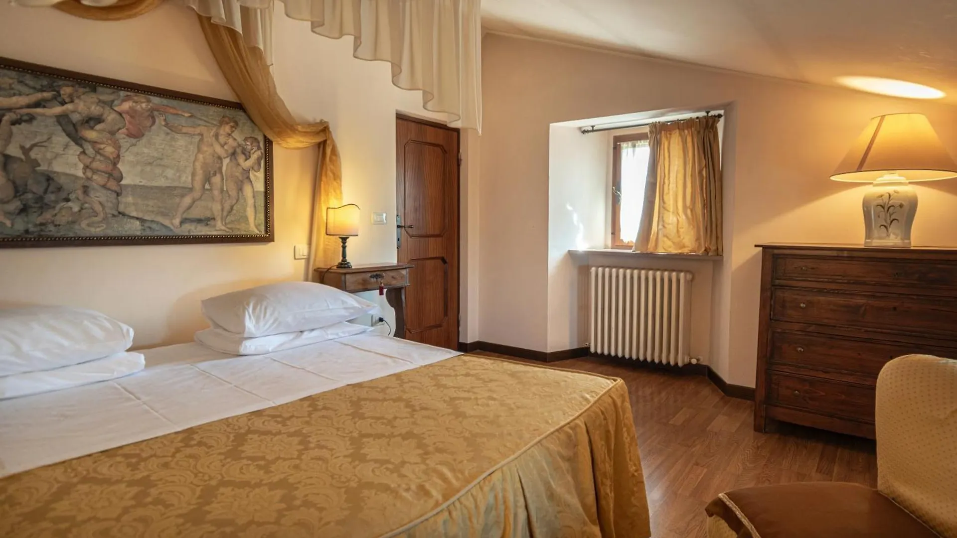 Residenza D'Epoca San Crispino Aparthotel Assisi 4*,  Italië