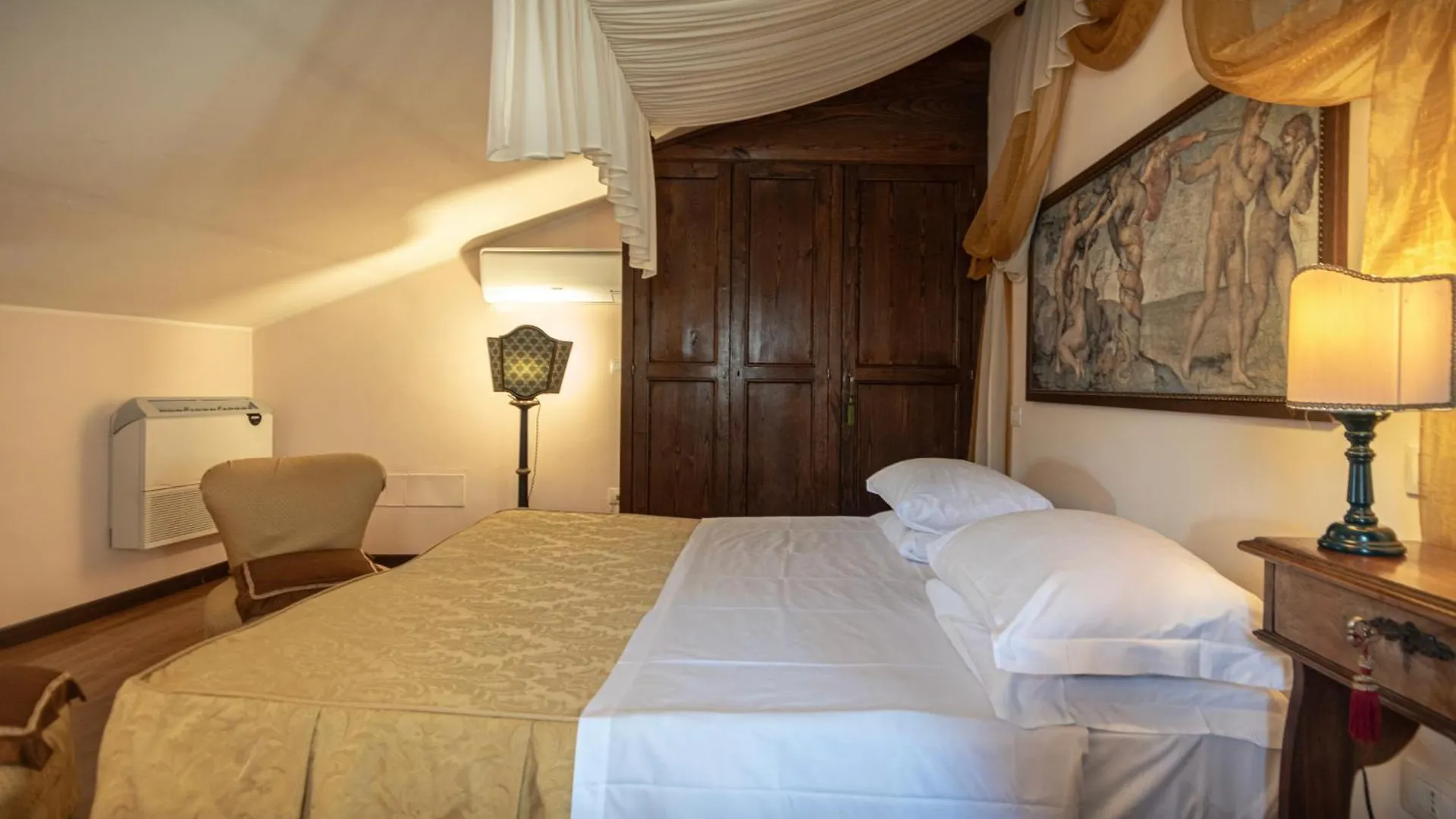 Aparthotel Residenza D'Epoca San Crispino Asyż 4*,