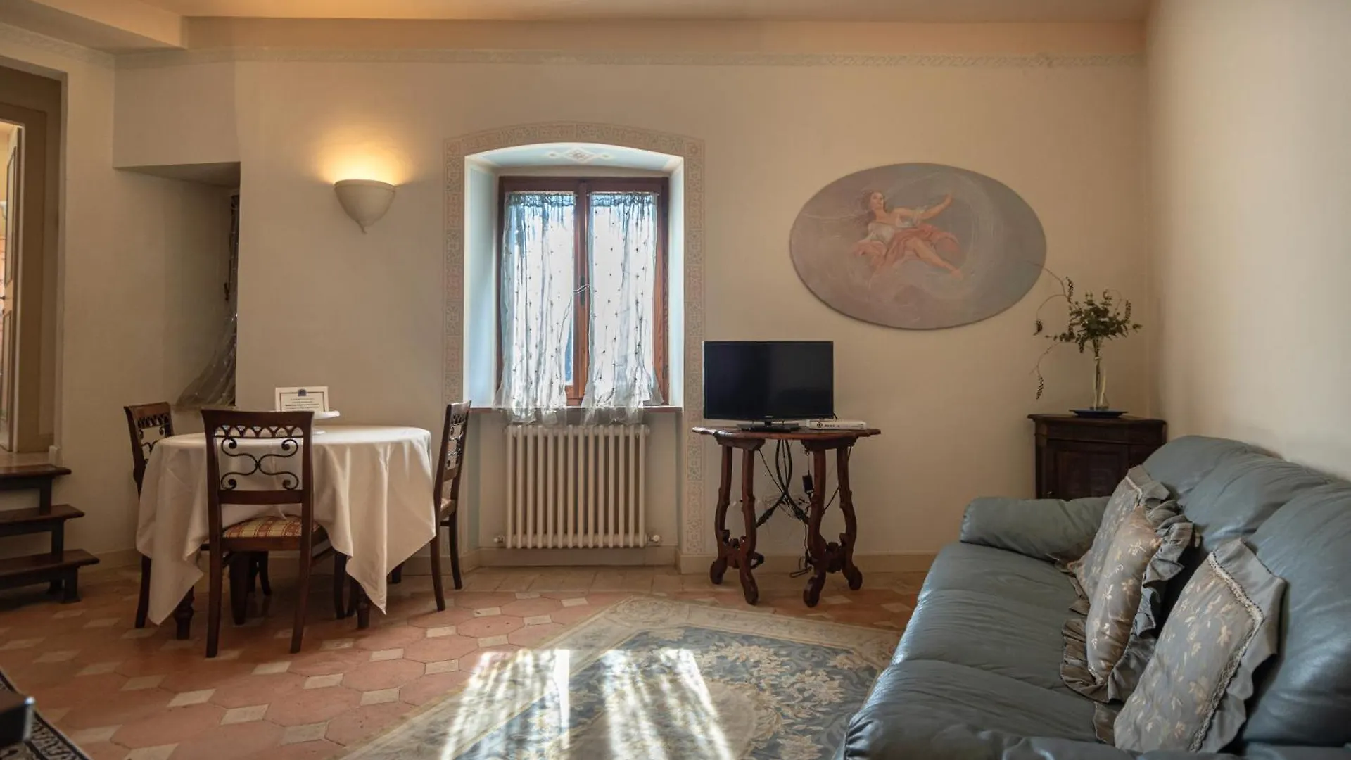 Residenza D'Epoca San Crispino Aparthotel Assisi 4*,